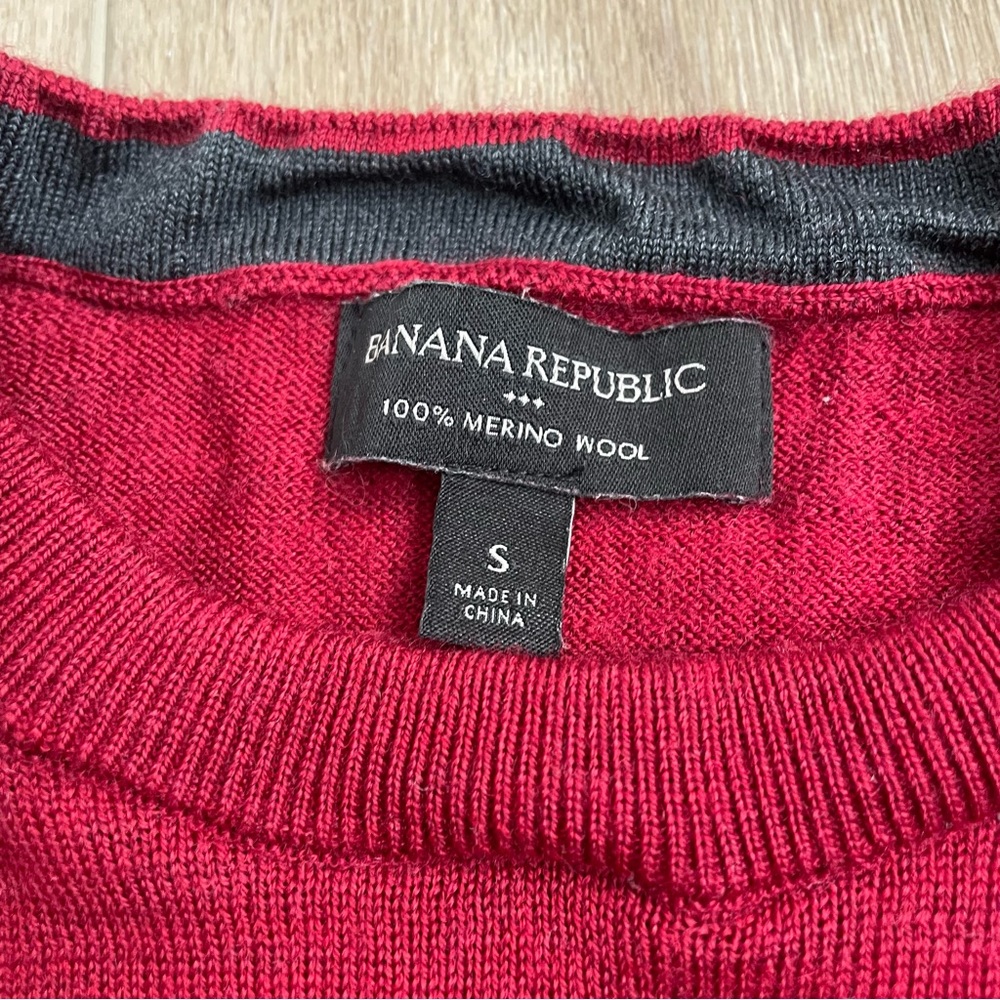 Banana Republic Merino Wool Sweater - Picture 4 of 12